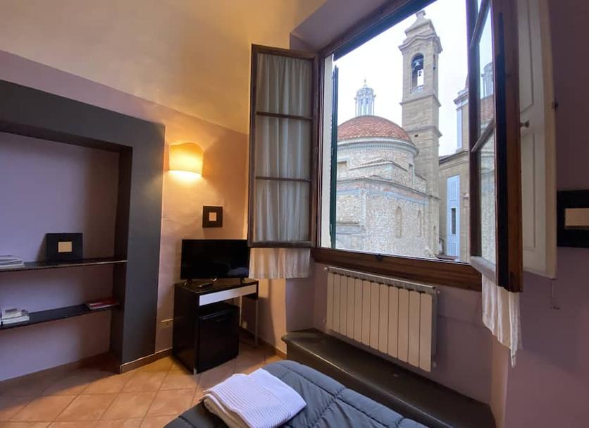 Comodidade do quarto Foto