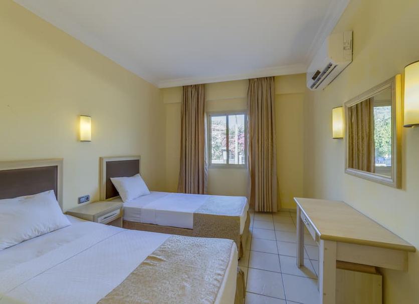 Quarto Foto