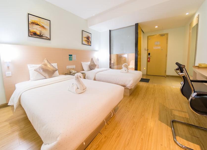 Quarto Foto