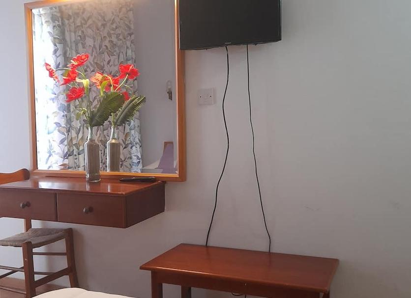 Comodidade do quarto Foto