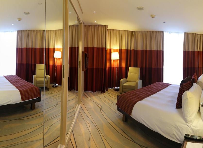 Quarto Foto