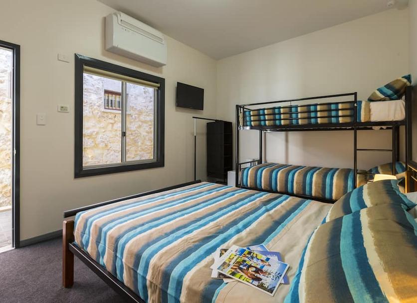 Quarto Foto