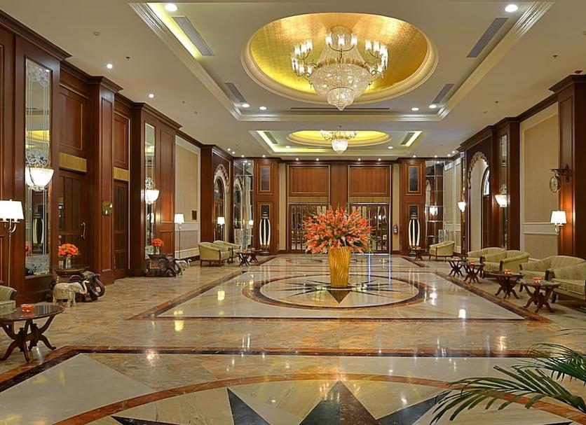 Hall Foto