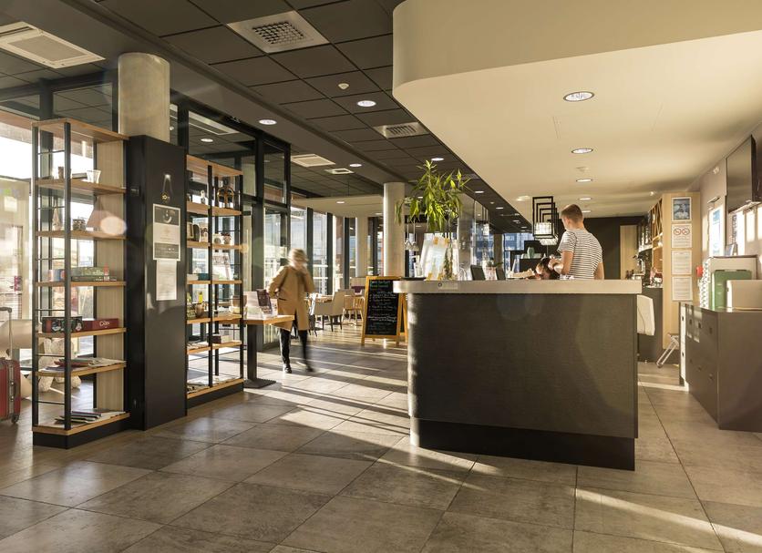 Hall Foto