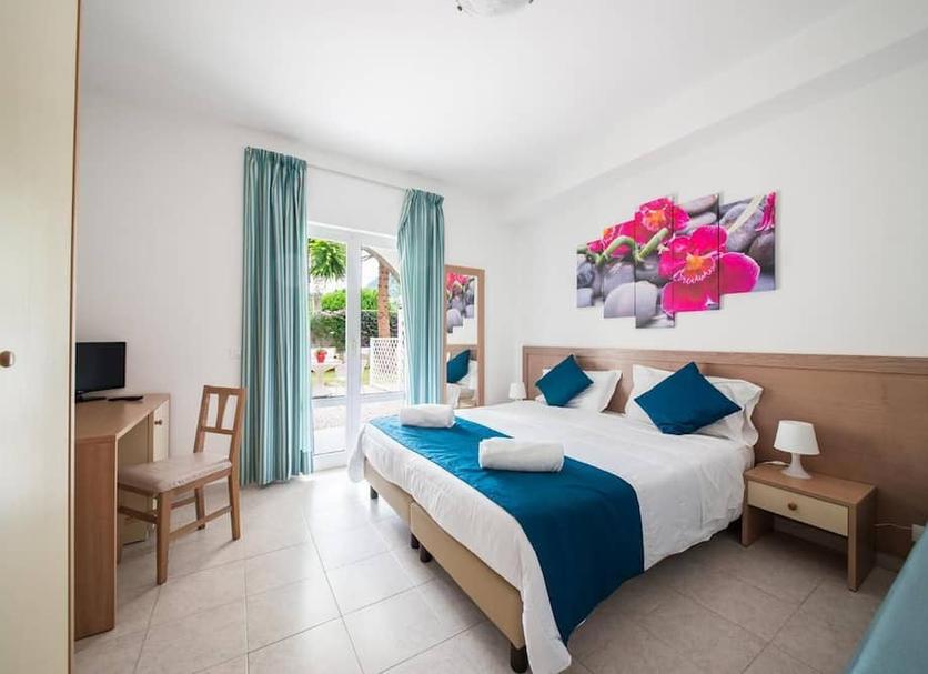 Quarto Foto