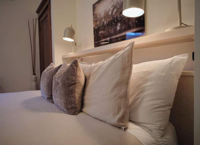 Comodidade do quarto Foto