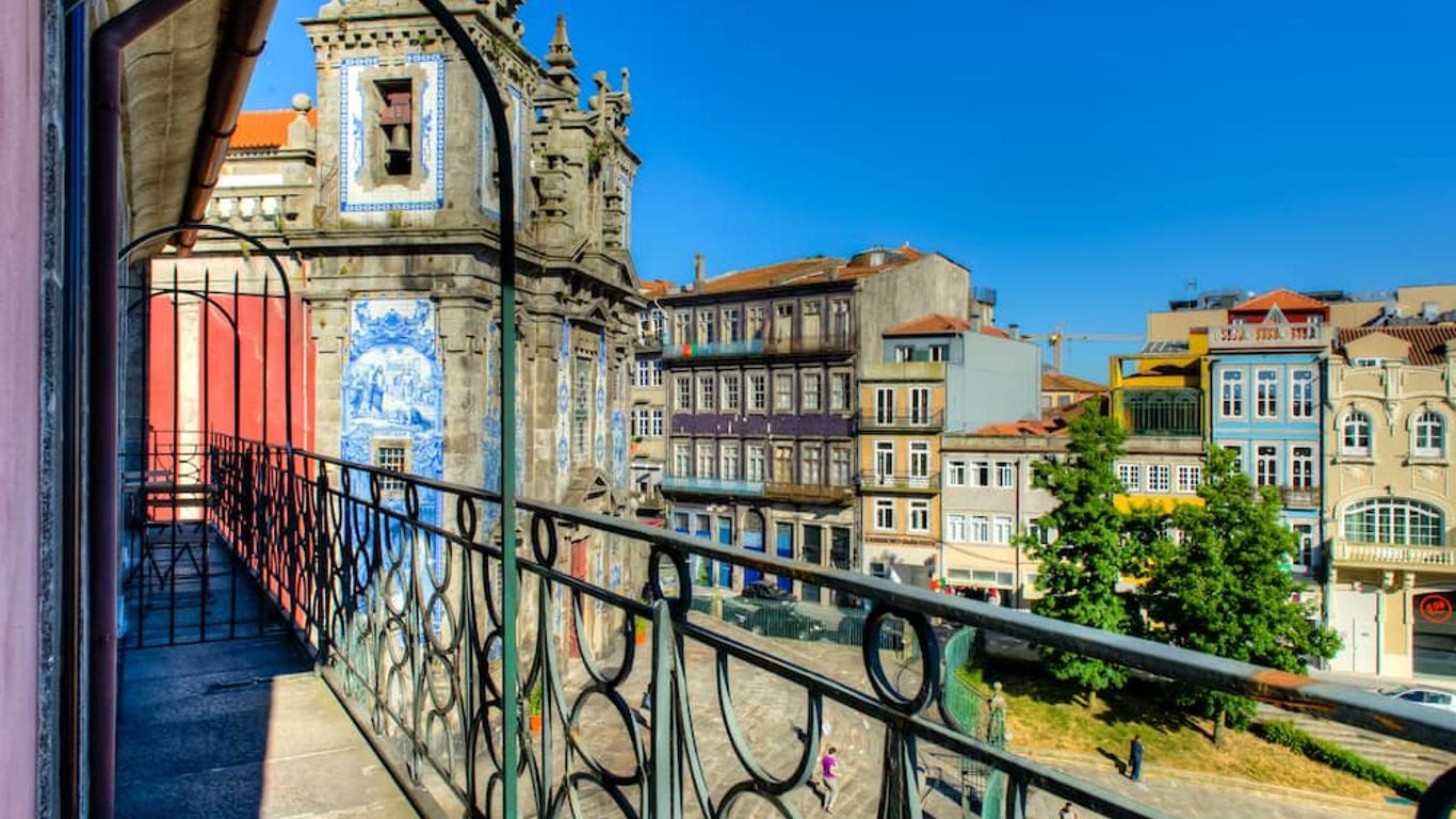Porto Cinema Apartments