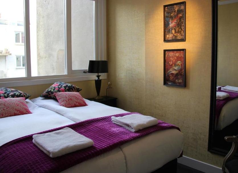 Quarto Foto