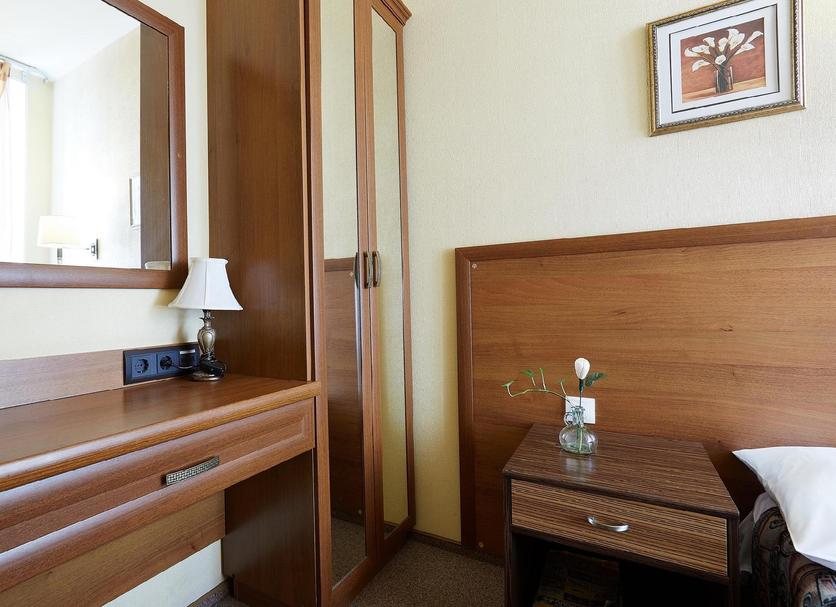 Comodidade do quarto Foto