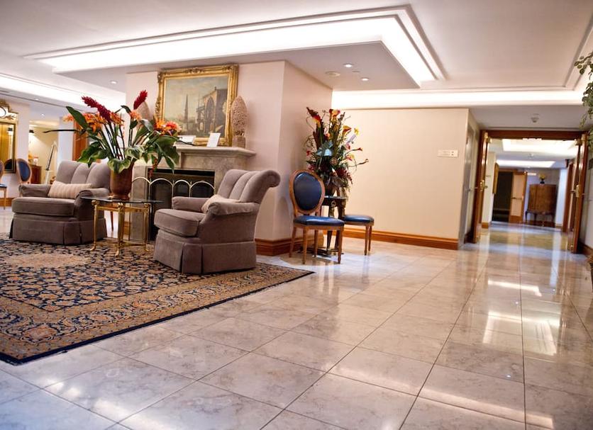 Hall Foto