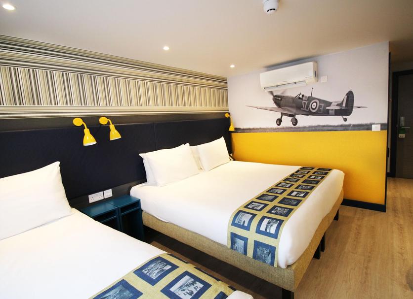 Quarto Foto