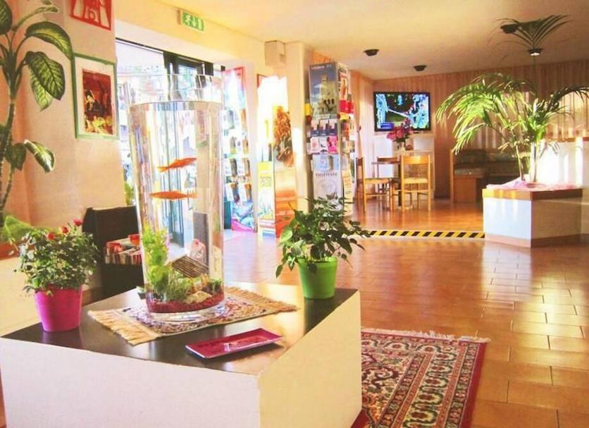 Hall Foto