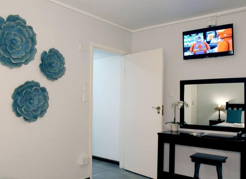 Comodidade do quarto Foto