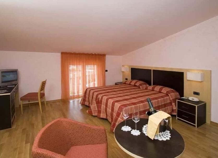 Quarto Foto