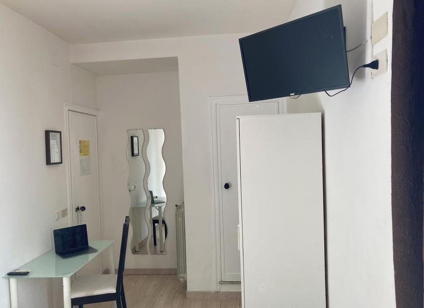 Comodidade do quarto Foto