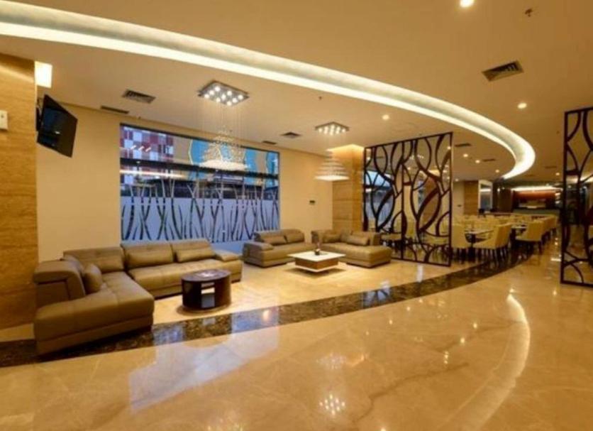 Hall Foto