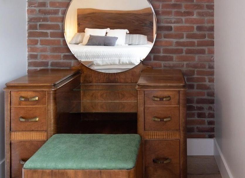 Comodidade do quarto Foto