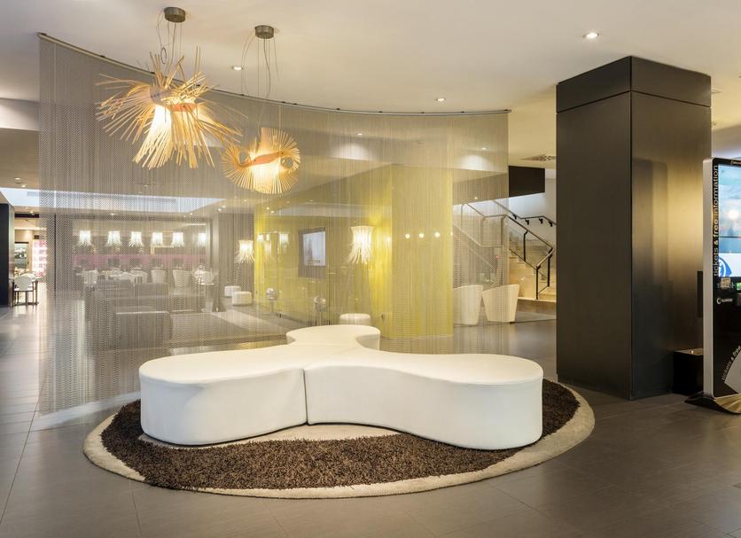Hall Foto