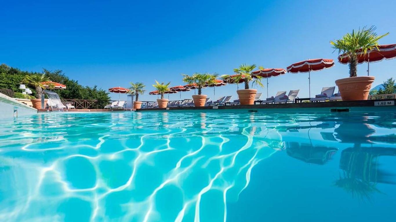 Les Tresoms Lake and Spa Resort