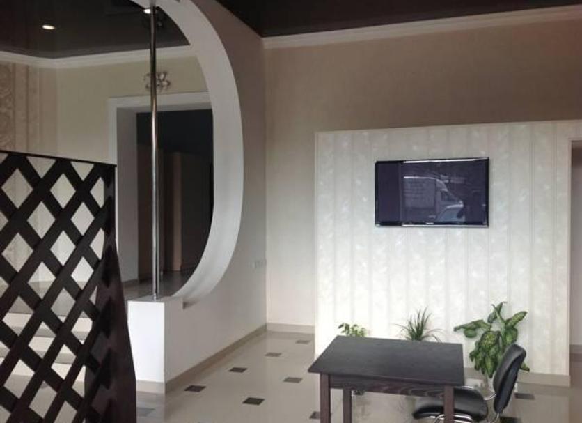 Comodidade do quarto Foto