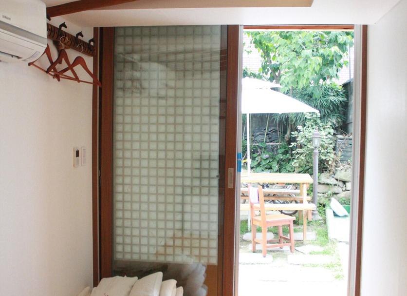 Comodidade do quarto Foto