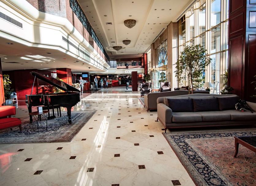 Hall Foto