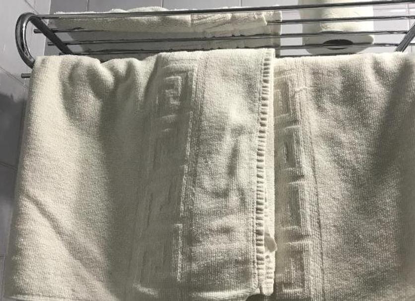 Comodidade do quarto Foto