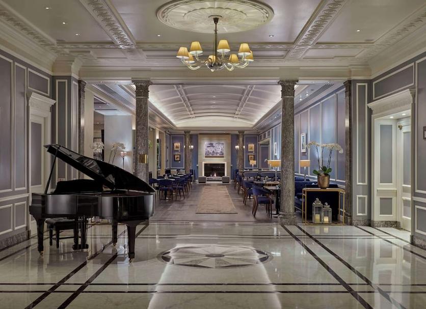 Hall Foto