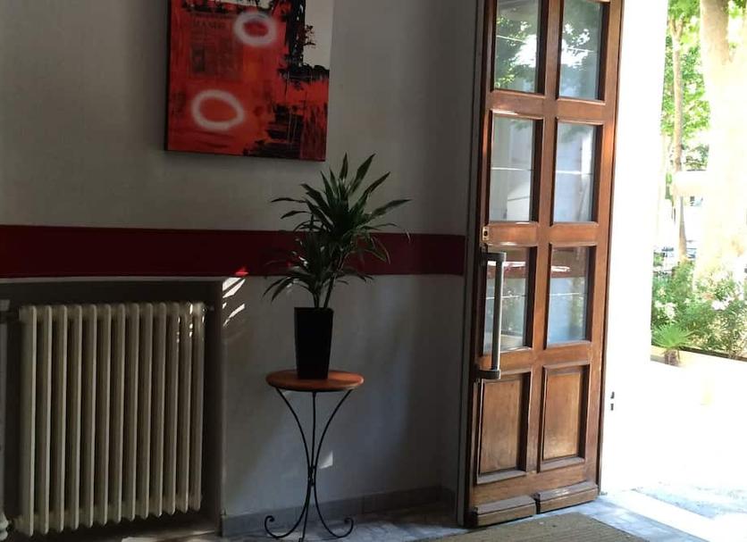 Comodidade do quarto Foto
