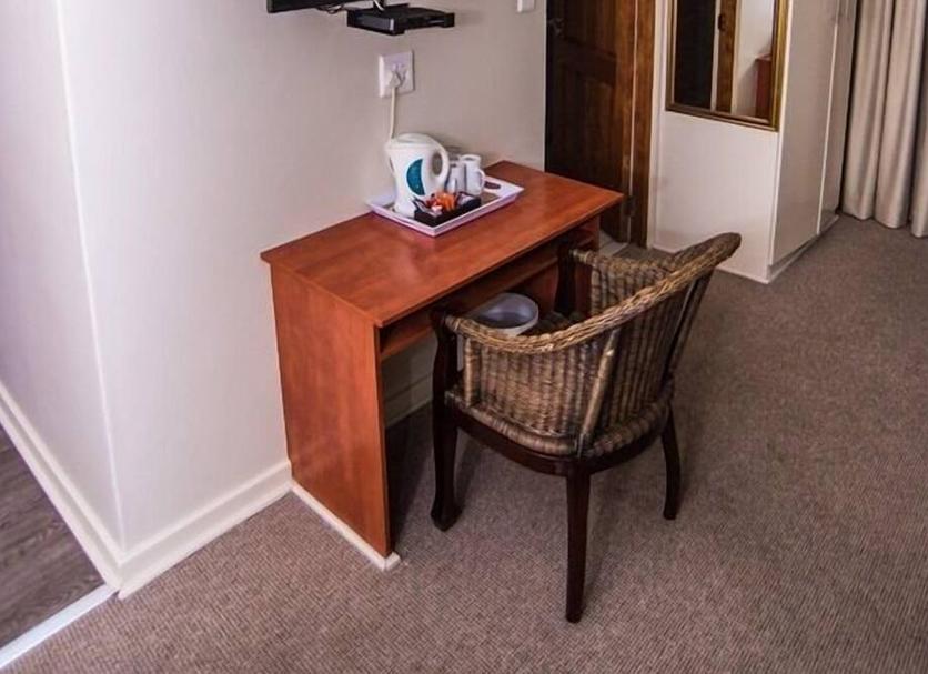 Comodidade do quarto Foto