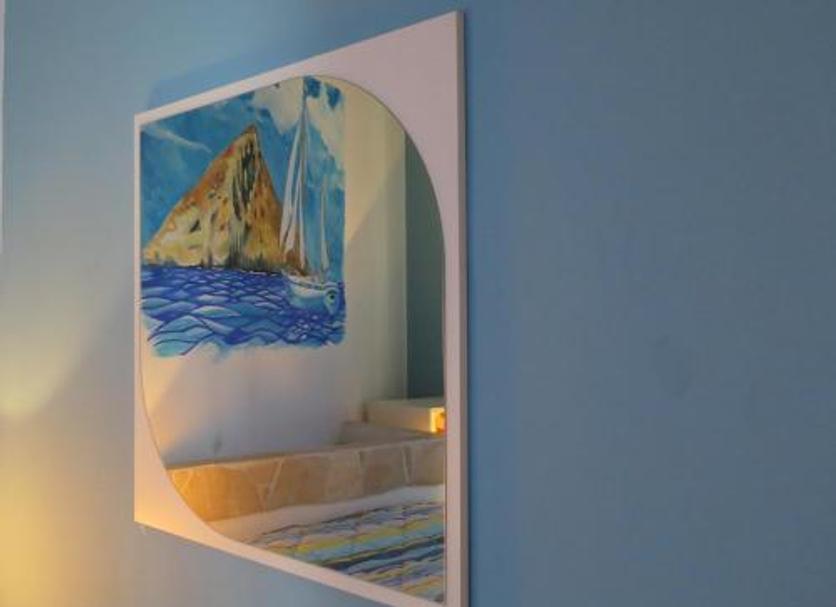 Comodidade do quarto Foto