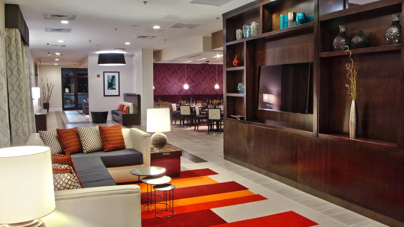 Holiday Inn Charlotte-Airport Conf Ctr