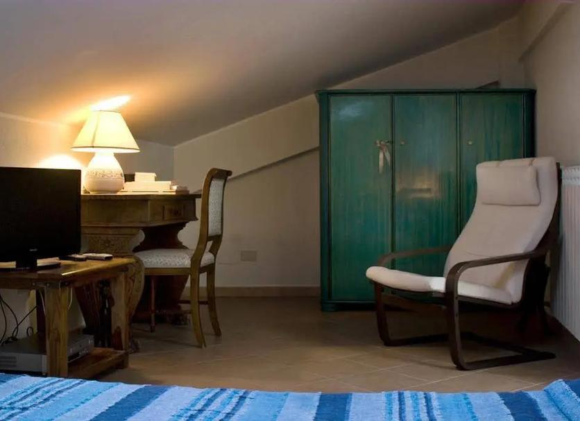 Comodidade do quarto Foto