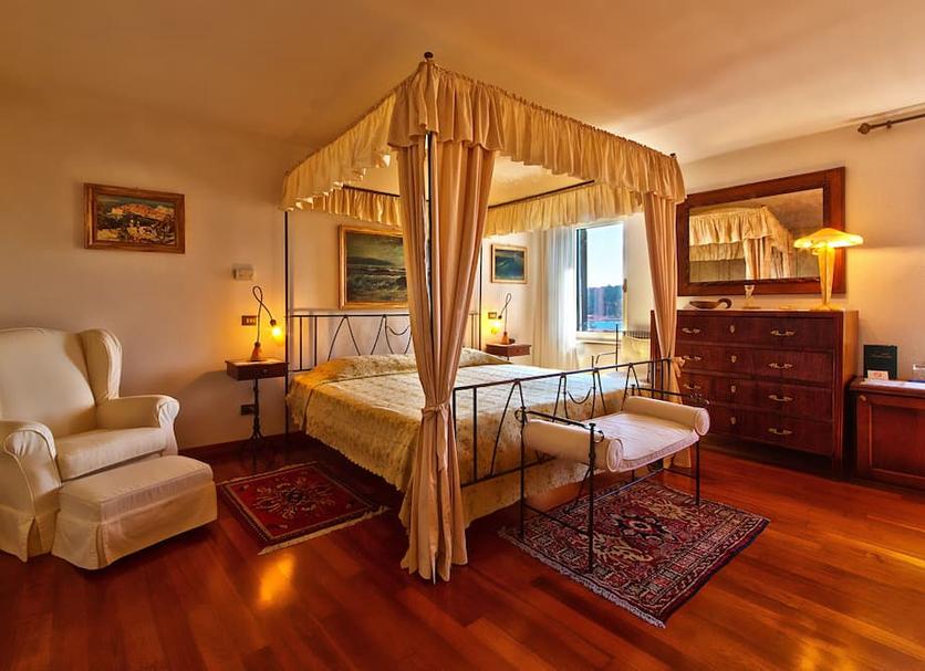 Quarto Foto