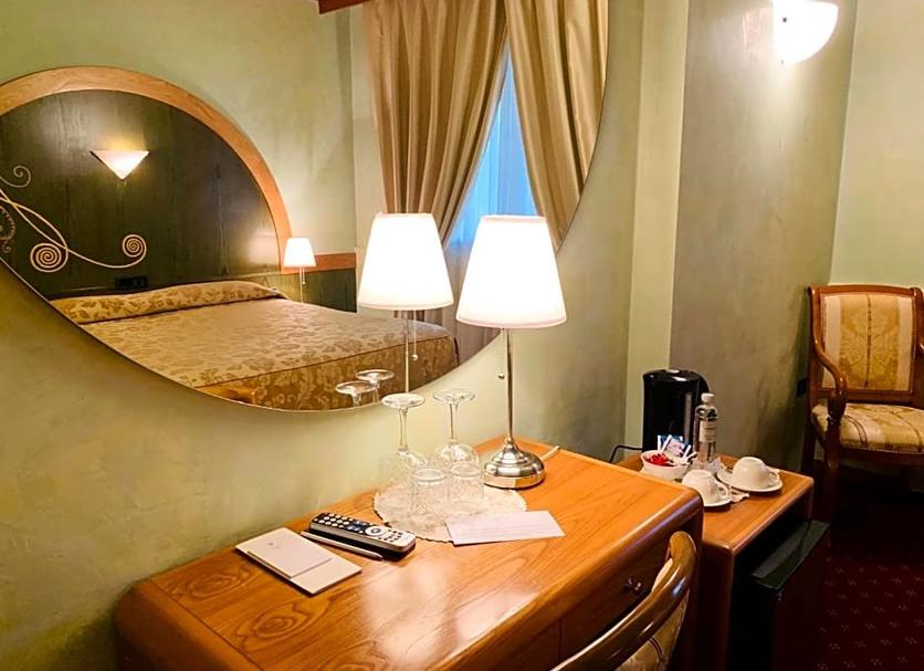 Comodidade do quarto Foto