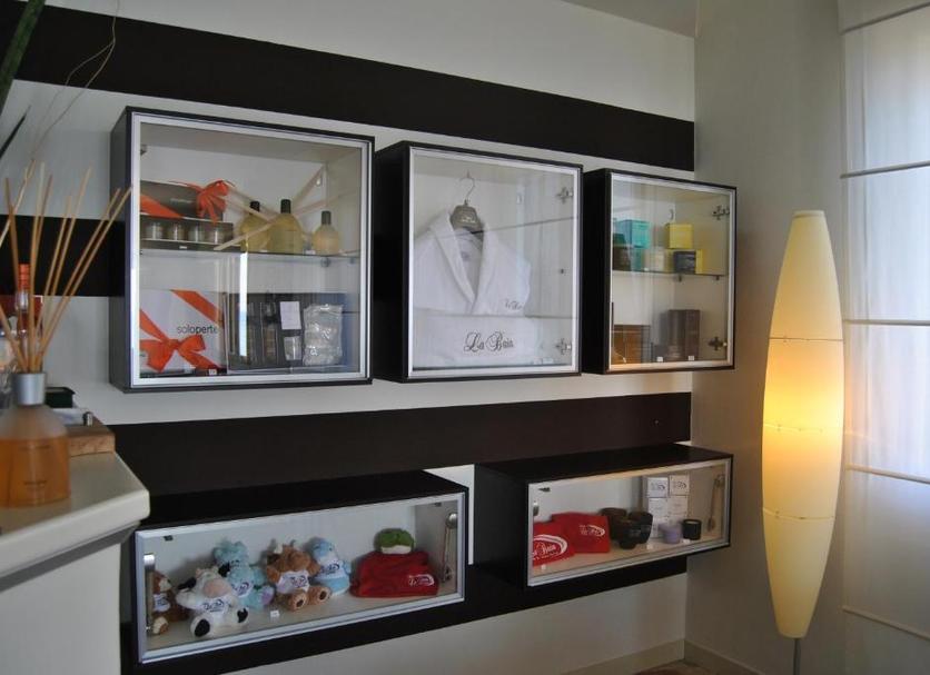Comodidade do quarto Foto
