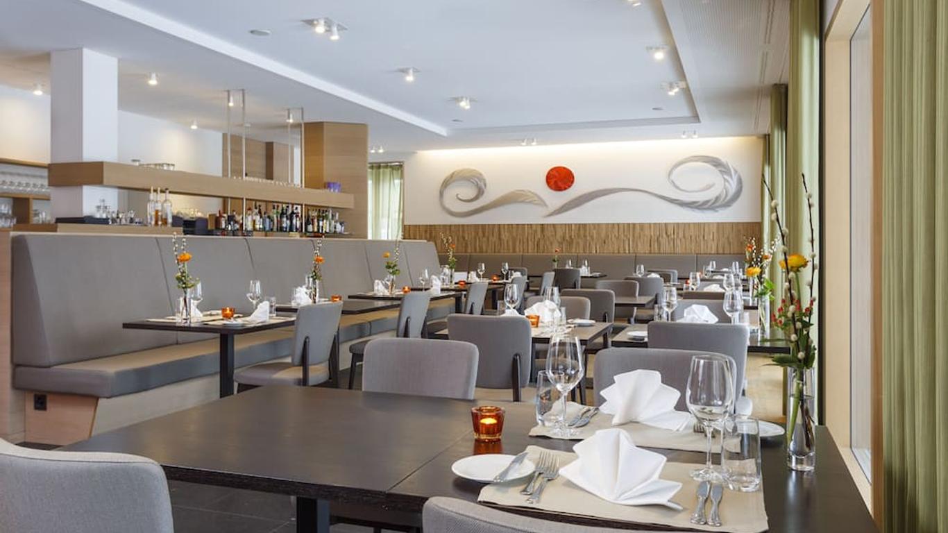 Hotel Newstar