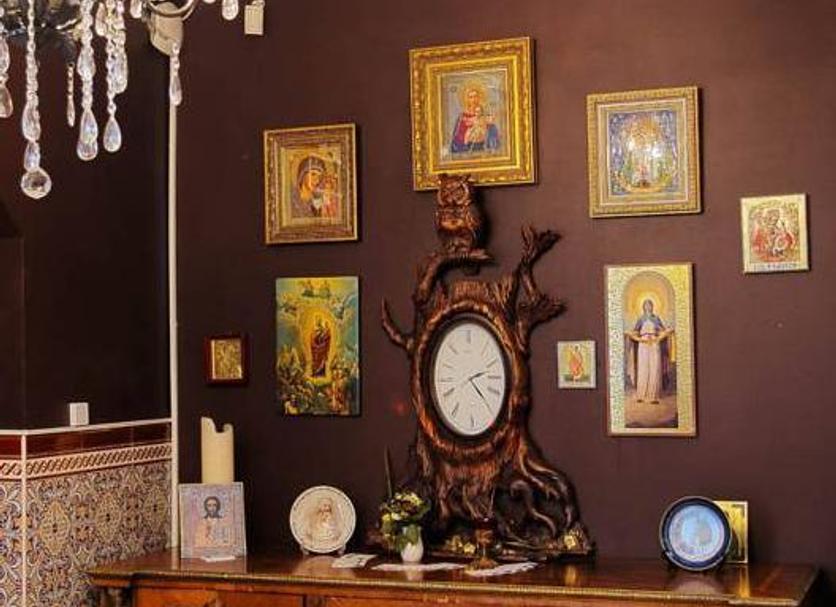 Comodidade do quarto Foto