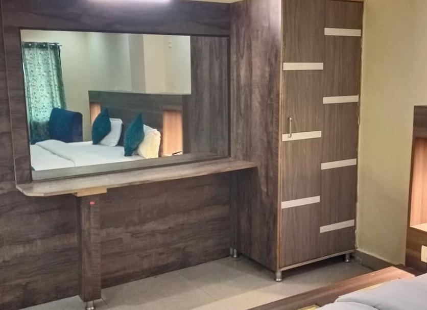 Comodidade do quarto Foto