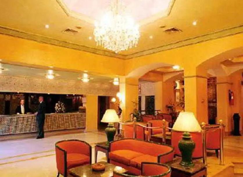 Hall Foto