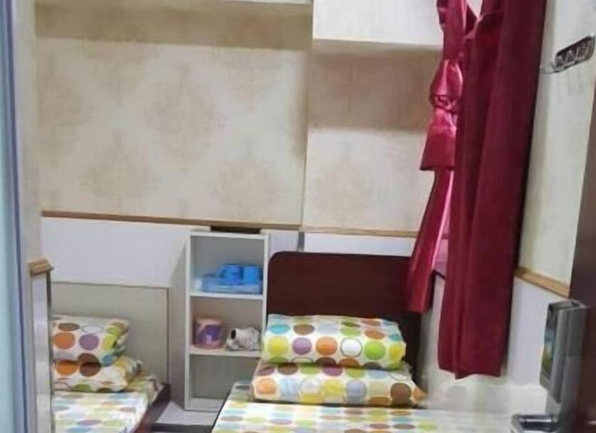 Comodidade do quarto Foto