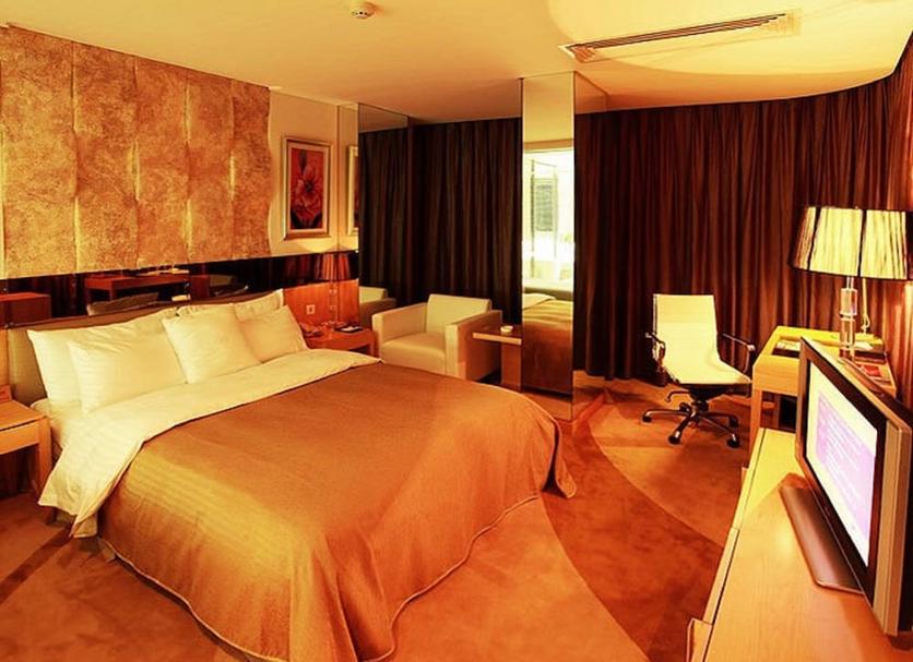 Quarto Foto