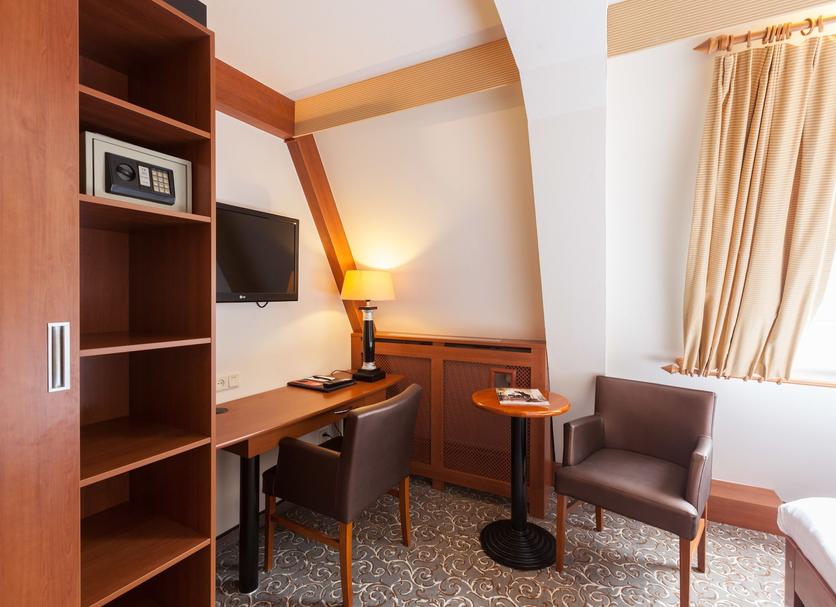 Comodidade do quarto Foto