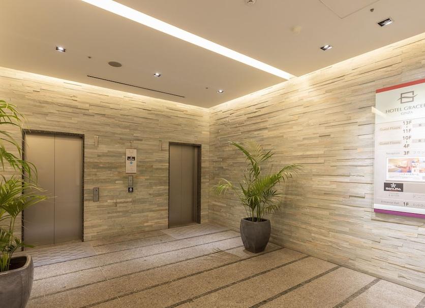 Hall Foto