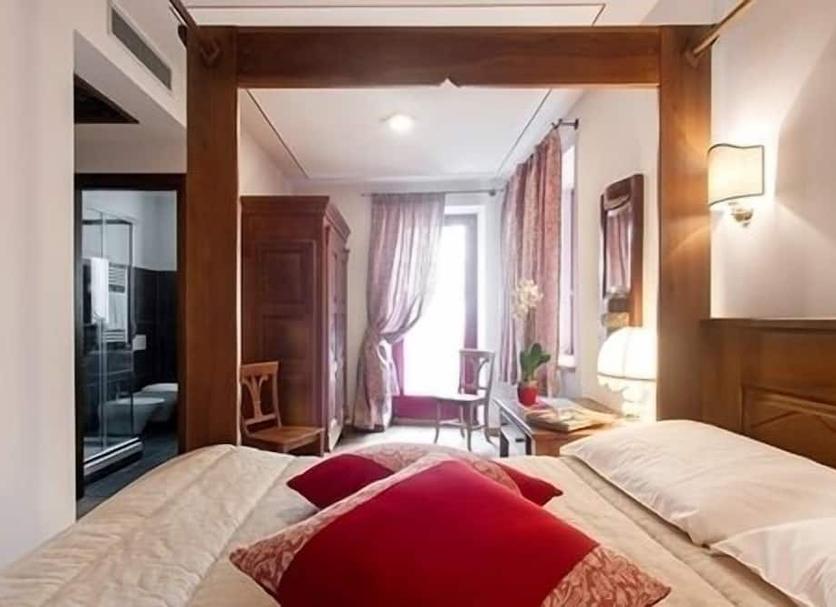 Quarto Foto