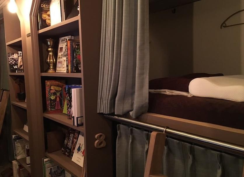 Comodidade do quarto Foto