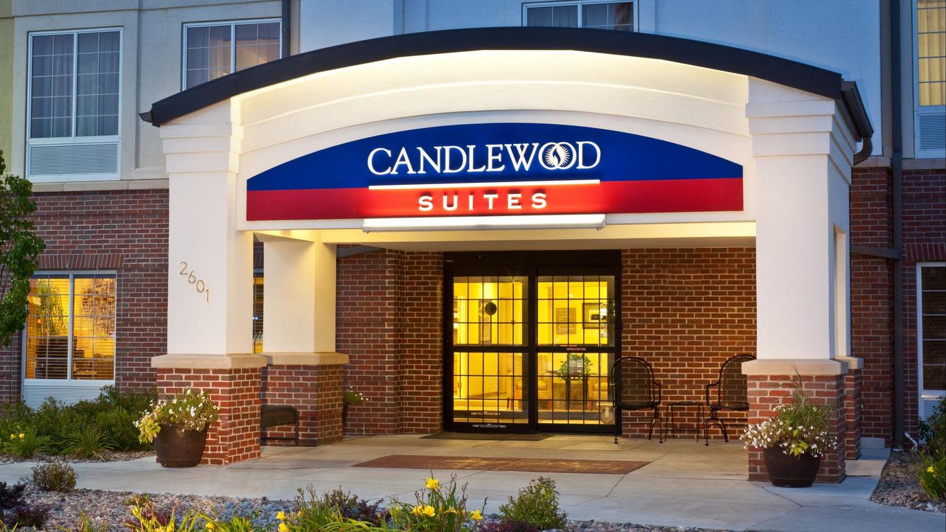 Candlewood Suites Omaha Airport