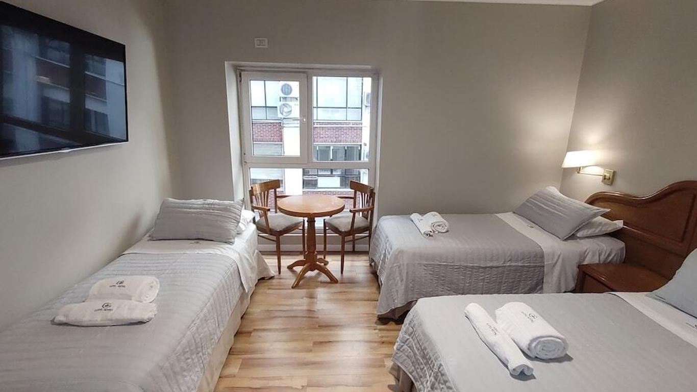 Goya Hotel