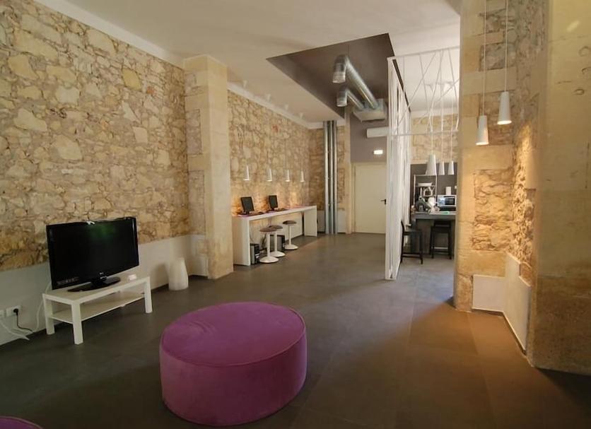 Hall Foto