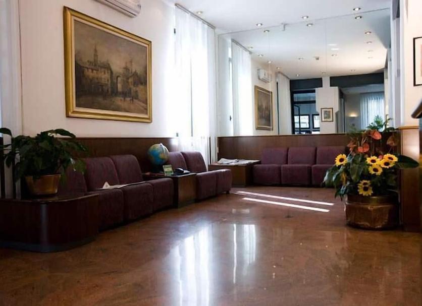 Hall Foto